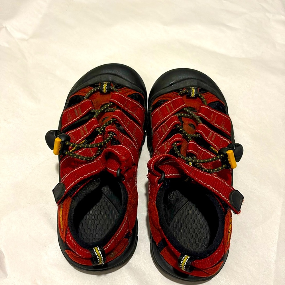 Keen Kids Newport H2 sandals size 13 unisex